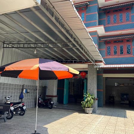 Nhà Nghỉ Hồng Trang - Thủ Dầu Một Esterno foto