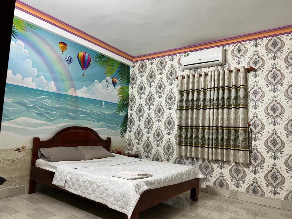 Nhà Nghỉ Hồng Trang - Thủ Dầu Một Esterno foto