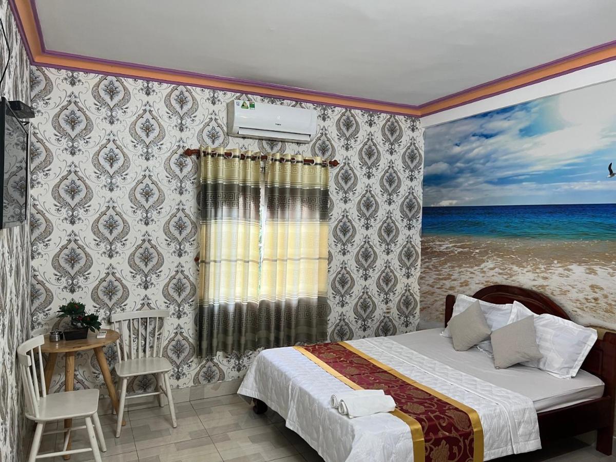 Nhà Nghỉ Hồng Trang - Thủ Dầu Một Esterno foto