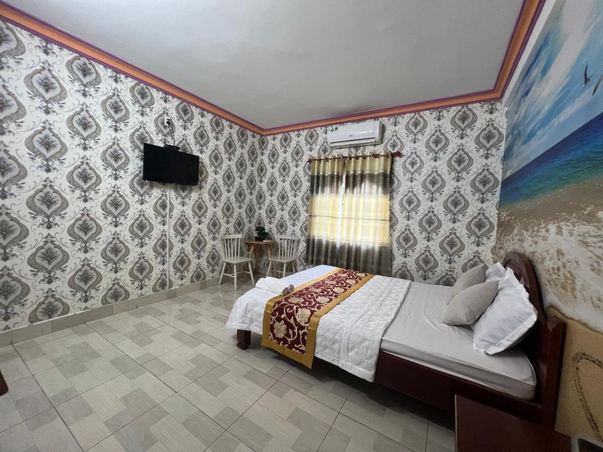 Nhà Nghỉ Hồng Trang - Thủ Dầu Một Esterno foto