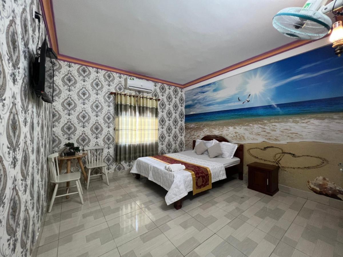 Nhà Nghỉ Hồng Trang - Thủ Dầu Một Esterno foto